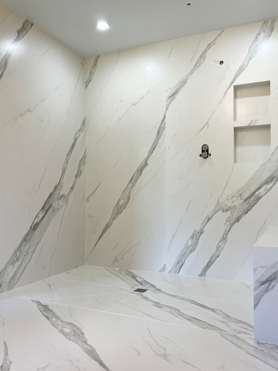 CocoTile's tweet image. Dekton Opera Barrier-Free (Curbless) Shower with Bench - part 1 #cocotile