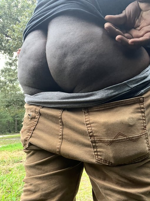 Lil late to wagon Wednesday #chub #outdoors #public #nsfwtw https://t.co/F9dpe4FiE3<a href="/tag/chub"class="tags">#chub</a><a href="/tag/outdoors"class="tags">#outdoors</a><a href="/tag/public"class="tags">#public</a><a href="/tag/nsfwtw"class="tags"><span>#nsfwtw</span></a>
