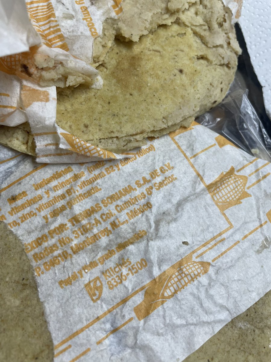 taniaabp's tweet photo. @TiendaSoriana más atención en tu servicio de tortillas, es una vergüenza y da mucho coraje que tuve que tirar medio paquete de tortillas porque ponen viejas tortillas en la hielera y las vuelven a calentar y todas se pegan  #tortilla #sorianaapesta #nocompres #nosevale @Profeco https://t.co/Hd3vIq1qWY