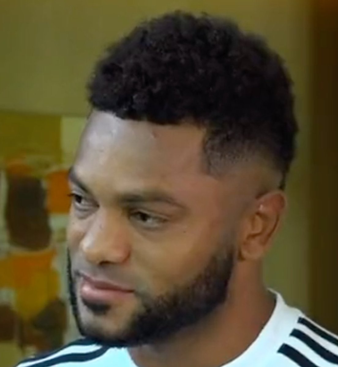 Elburrointel's tweet image. Borjita viendo la eliminación de River después de haberle pagado cena a toda la plantilla de Junior para despedirse