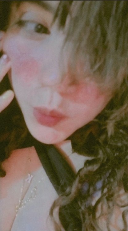 OrellanaDB's tweet photo. 🌻💜♥️💋 https://t.co/UjQ3vM8ZV2