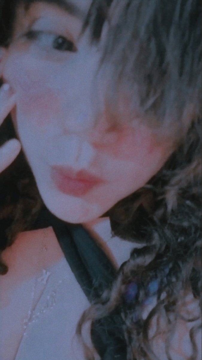 OrellanaDB's tweet photo. Dos más 🌻💋💜♥️ https://t.co/IyK0YqycsR