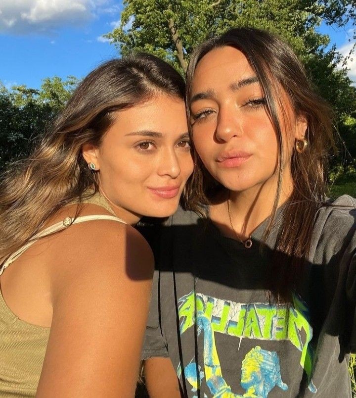 karlaa_cacher's tweet image. Miren mis patronas 🛐🛐
#PremiosMTVMIAW  #MTVLAPODCASTBILATERAL #MTVLACREADORGLANITTA #MTVLAICONOTWINS