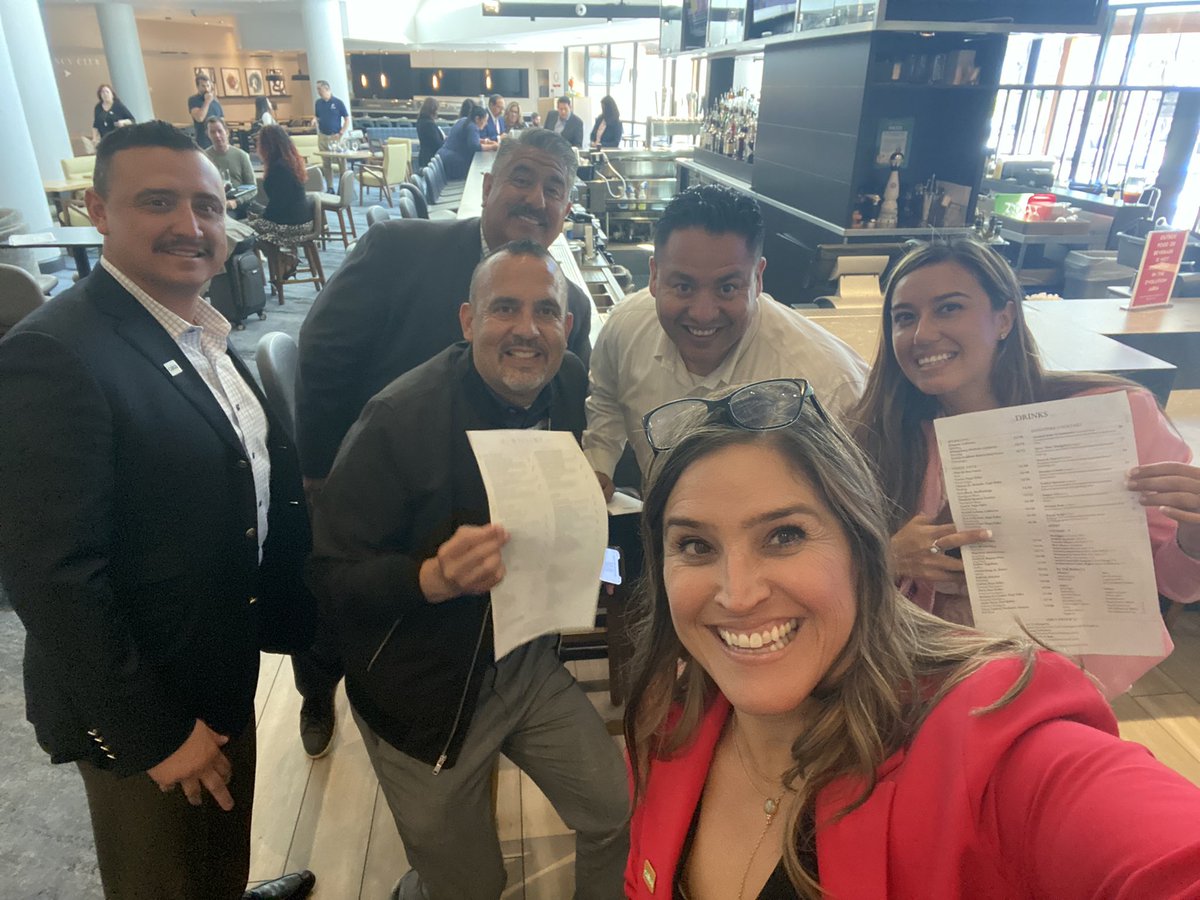 Scavenger #6: New Menu (Meal on the House) Team: 2 Sonias &amp; 4 guys! #CALSAFamilia
#CALSASI2022 <a href="/CALSAfamilia/">CALSA</a> #scanvengerhunt