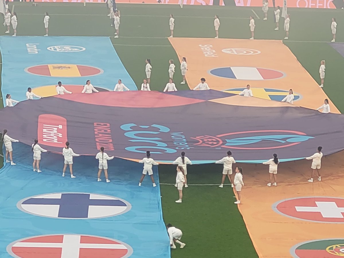 GG_Marple's tweet photo. An amazing night for all our members of @Girlguiding

 #Lionesses opening the tournament with a win - biggest ever crowd and we were glad to be there &amp; part of it https://t.co/Pg0jUqN4qP