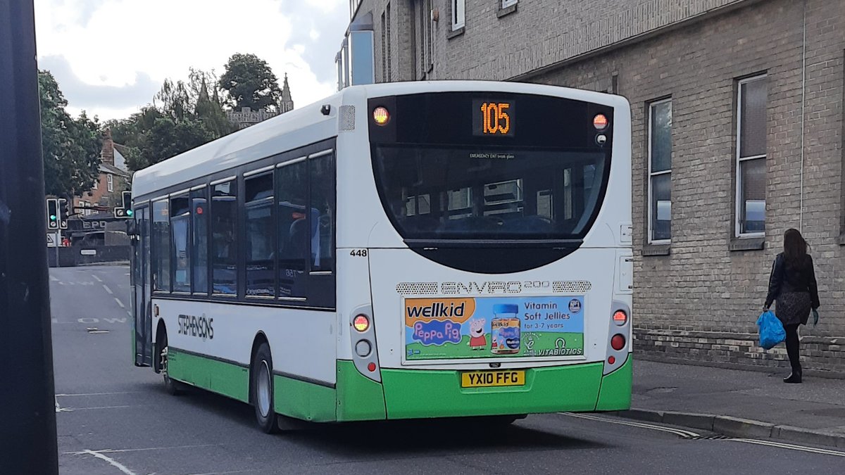 WillsBusSpot's tweet image. #Throwback 23/08/21
Stephensons of Essex Enviro 200 448 YX10 FFG is pictured in Colchester bus station departing with route 105 to Walton. Interworked with route 107 which are the only Stephensons Colchester routes but are to be taken over by Hedingham, Clacton next month.
