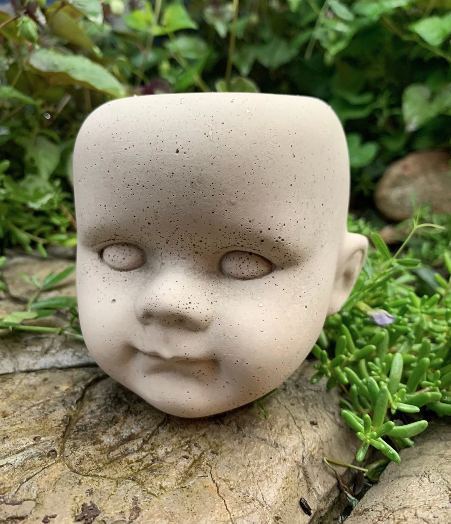 BettyBooBoos's tweet photo. Just a few of the fun garden oddities we offer! 
Because who doesn't love a creepy garden?
https://t.co/uKfs3JT6Dh ☠️
#garden #gardening #creepy #creepyaf #etsy #etsyshop #etsyfinds #etsyseller #etsygifts  #wednesdayvibe #summer #july https://t.co/cwuvnYjq07