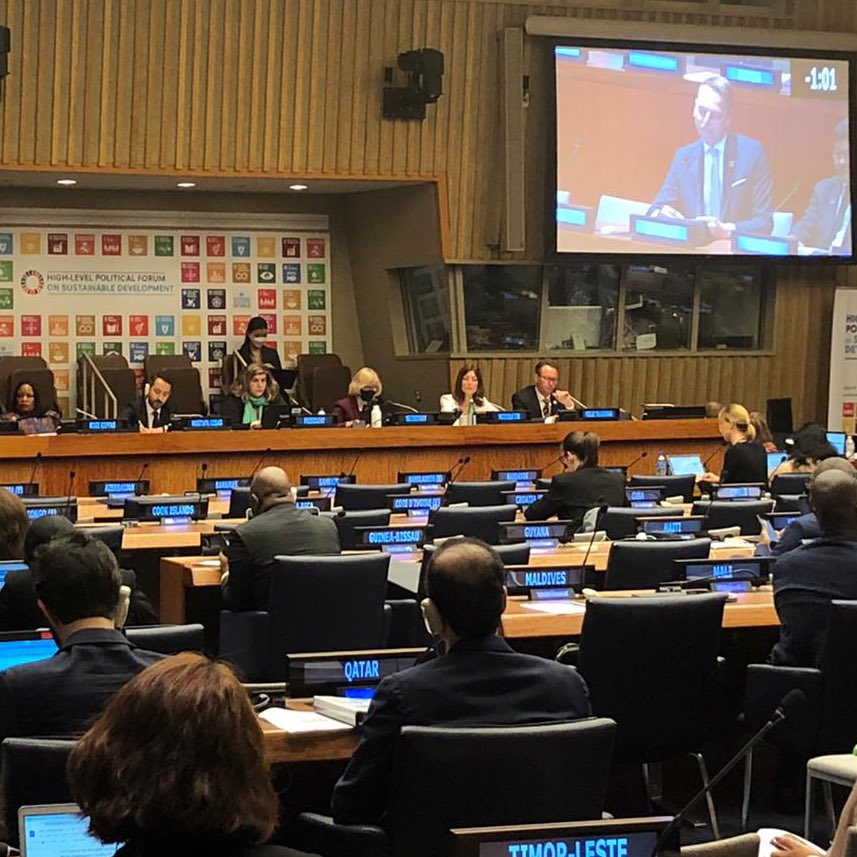 SwedenUN 🇸🇪 (@swedenun) on Twitter photo 🇸🇪 believes in a whole-of-society approach to implementing the #SDGs for everyone, everywhere. Local participation is key.
Today <a href="/peterdanielsson/">Peter Danielsson</a>, Mayor of Helsingborg, participated in the #HLPF2022 discussion on “Acting at Local Level”.
#SWEatHLPF #2030Agenda 🇸🇪 believes in a whole-of-society approach to implementing the #SDGs for everyone, everywhere. Local participation is key.
Today <a href="/peterdanielsson/">Peter Danielsson</a>, Mayor of Helsingborg, participated in the #HLPF2022 discussion on “Acting at Local Level”.
#SWEatHLPF #2030Agenda