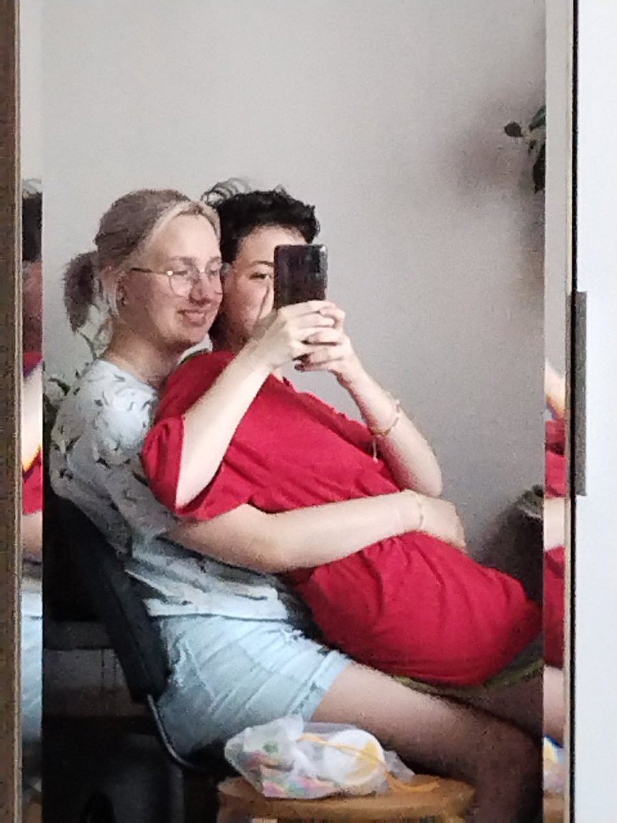 shmelsenya's tweet photo. @Hund_Gebuckelt 🥺🤲💞💞 https://t.co/BX3zryaekR
