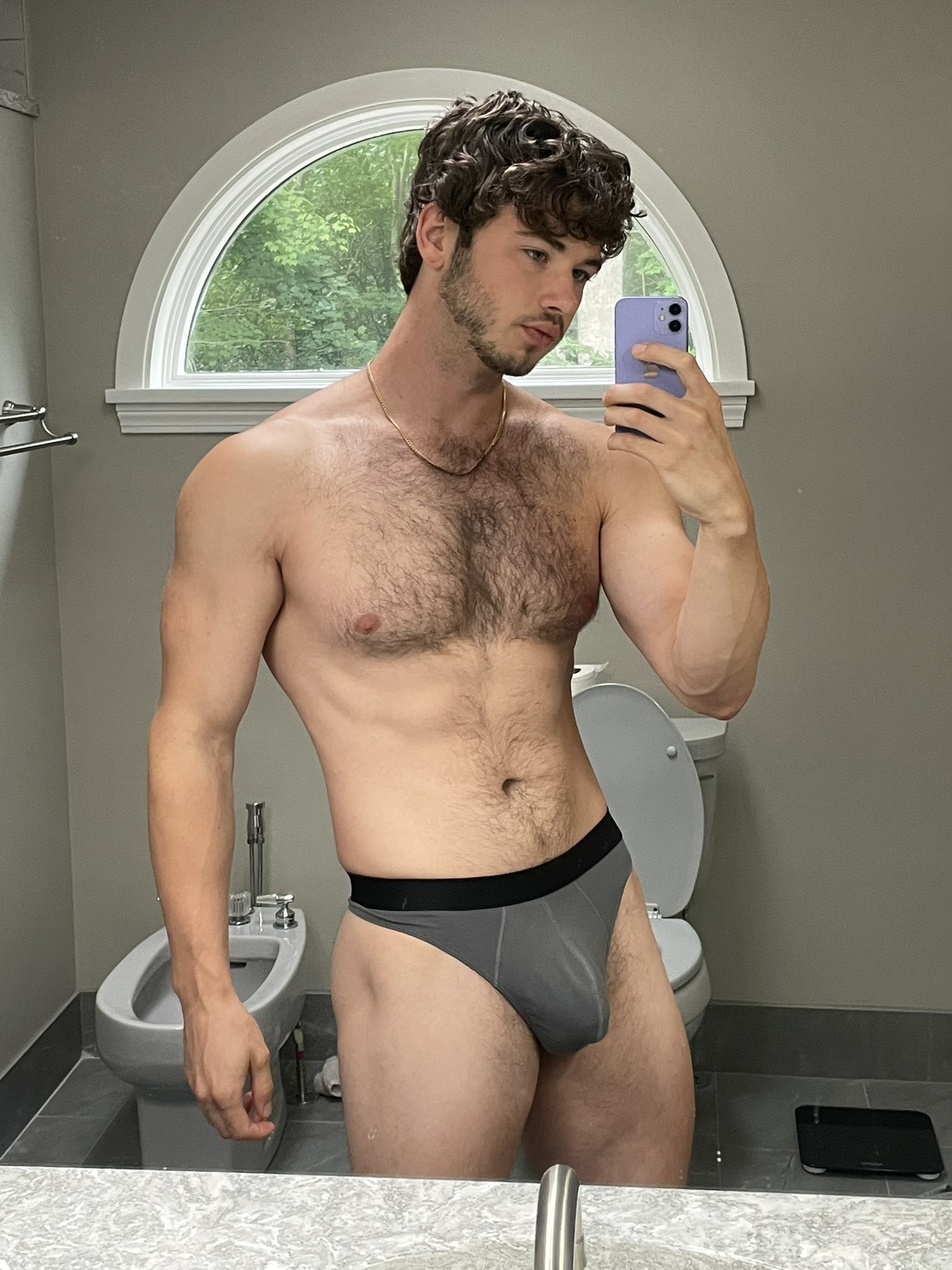 Joshbigosh on Twitter: "Like this post if you’re gay https://t.co/2Ful91aXNa" / Twitter