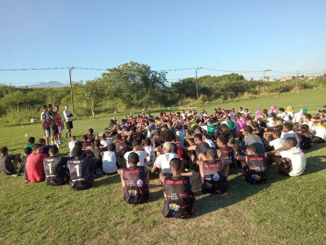 ParqueIpanemaFC's tweet photo. Parque realiza Peneira para a Taça das Favelas !

Foi um verdadeiro sucesso. Hoje à tarde o Parque Ipanema F.C, realizou uma peneira ou avaliação como queiram, para atletas nascidos em 2004, 2005 e 2006 visando a próxima Taça das Favelas que se inicia no fim do mês. https://t.co/xjBDwSwRi4
