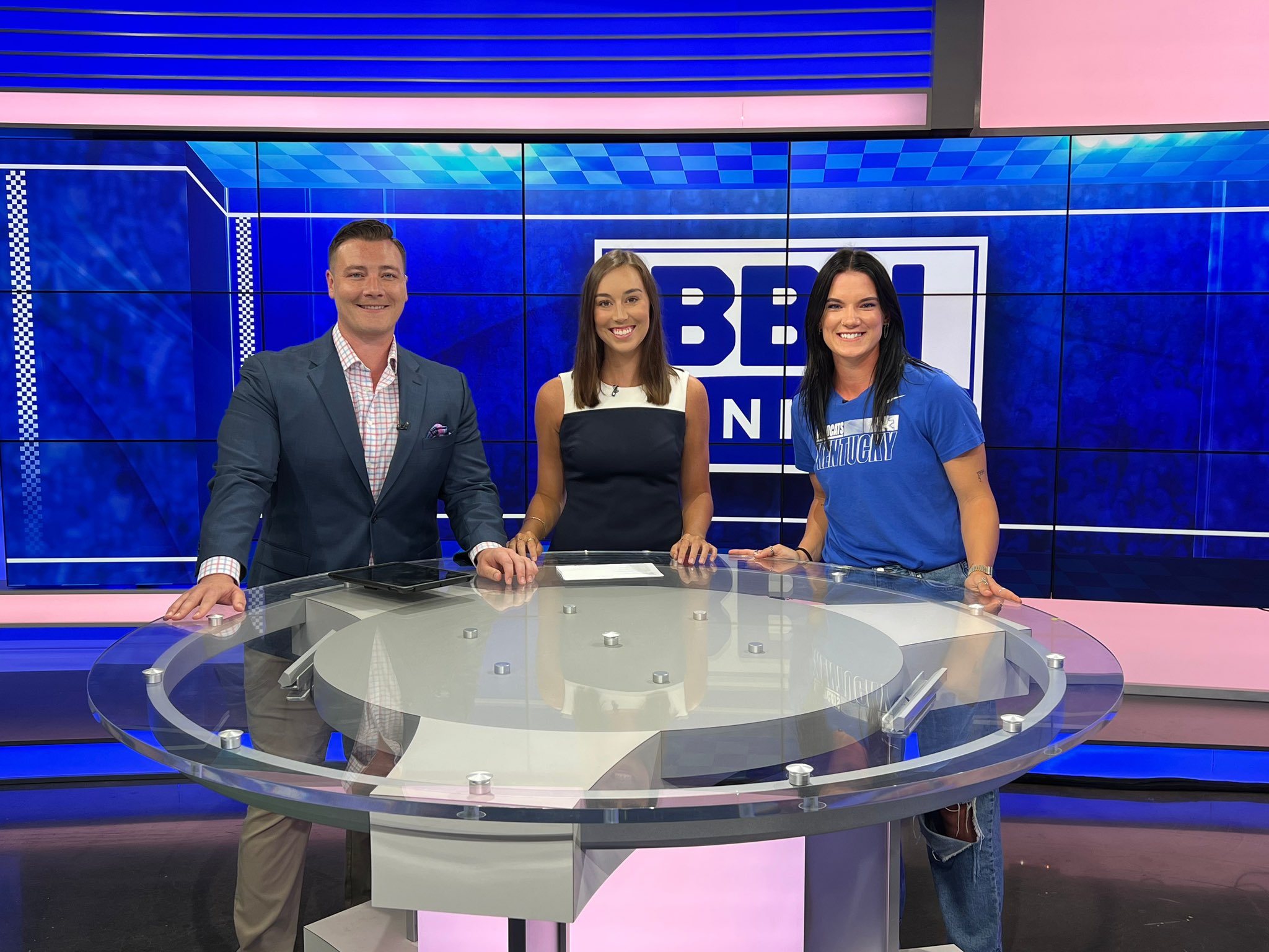 kayla kowalik on Twitter "🤗🤗🤗 https//t.co/gI3eXLsgZR" / Twitter