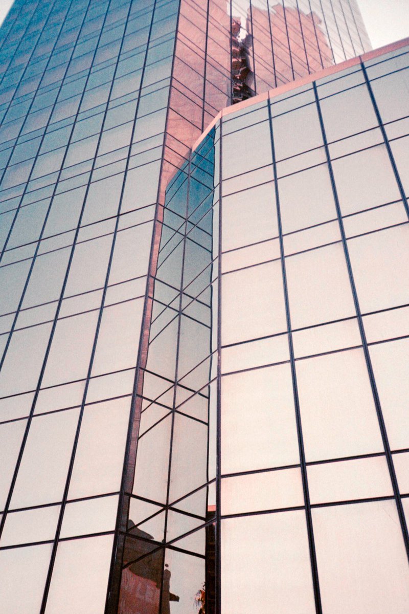 carterjcarter's tweet photo. "Downtown San Diego Ace Parking Lot Views On Film", a phrase I never thought I would say lmao. #dtsd #aceparking #35mm #fujisuperia400 #ricohR1s https://t.co/RRxgCa2G9d
