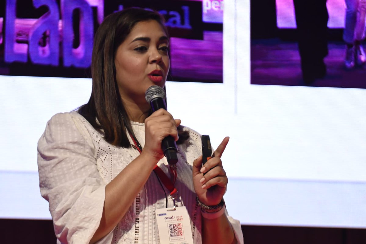 ASOEVENTOS's tweet photo. Karina Delmonte, @turenlaces, compartió con los asistentes de Cocal + Event Lab 2022, la experiencia vivida en el Congreso Cocal 2021 y cómo este transformó la relevancia de la industria de los eventos en un destino. 💫🤩🚀

#ExperienciaCocal38 #EventLabCocal2022 #UNIDOSCrecemos https://t.co/u2U9xGPeg5