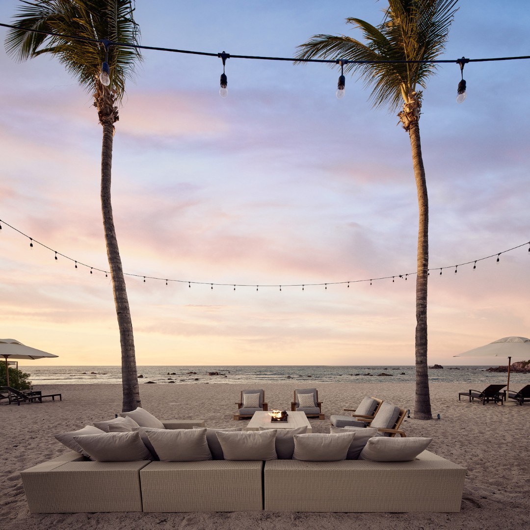 Spectacular views from the comfort and privacy of Coral Beach House, offering families and friends space to spread out with the service and style of Four Seasons.