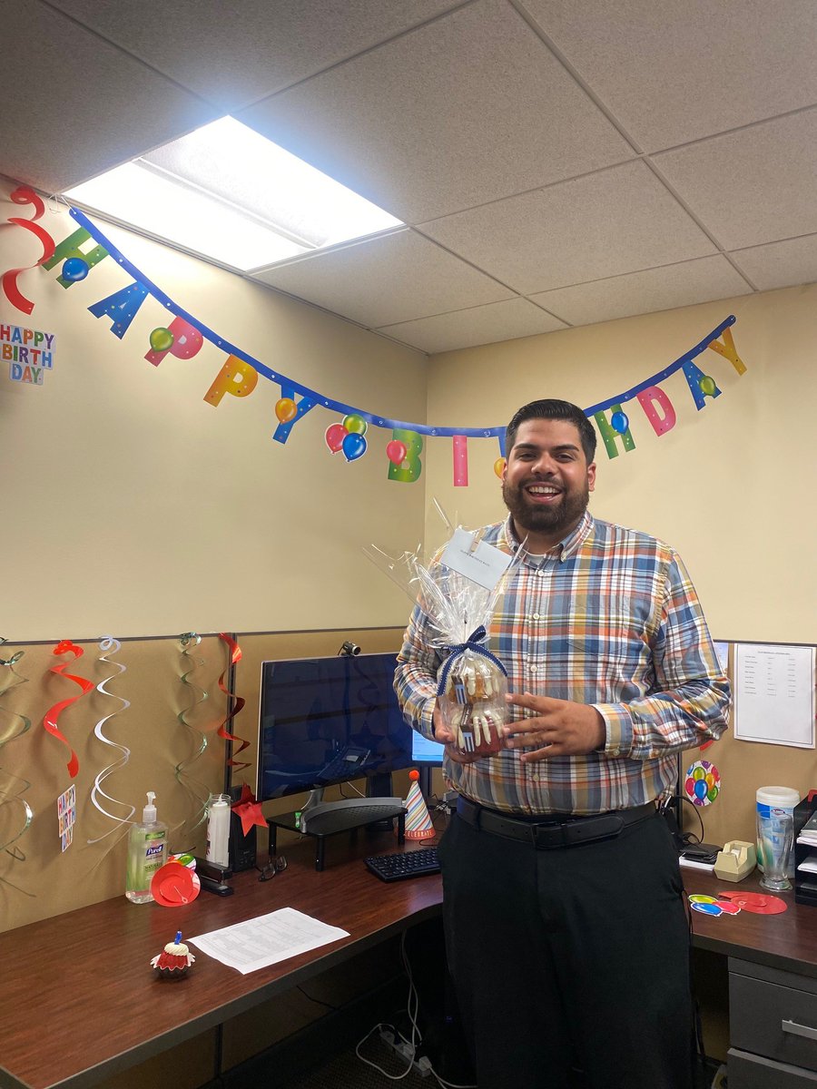 queststaffing1's tweet photo. Happy Birthday to Raul this month!   Staff birthdays are always celebrated at Quest Staffing. 🎂🎁🎈🎊🎉 https://t.co/zukSbA4xzl
