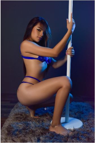 violet_smile2's tweet photo. @CamOfChaturbate getting hot, come and say hi on #chaturbate https://t.co/sMooqzAkgI #teen #anal #deepthroat #lovense #kinky #rt #squirt https://t.co/ELSspbby1v