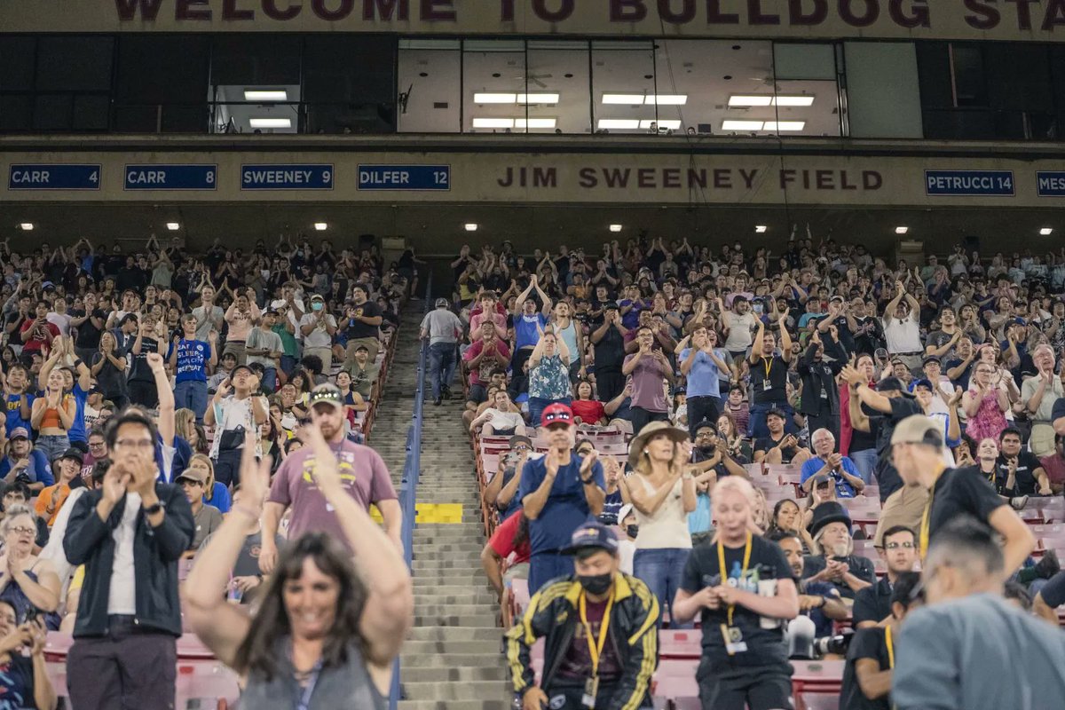 TheCollegian's tweet photo. The 50th Anniversary Drum Corps International (DCI) Tour came to Fresno State for the MidCal Champions Showcase on Tuesday.

✍️: @AshleyNBFlowers 
📸: @Iamthebibble 

Read more:🔽 
https://t.co/9LUO4bRkTi https://t.co/zPbqHIAdwj