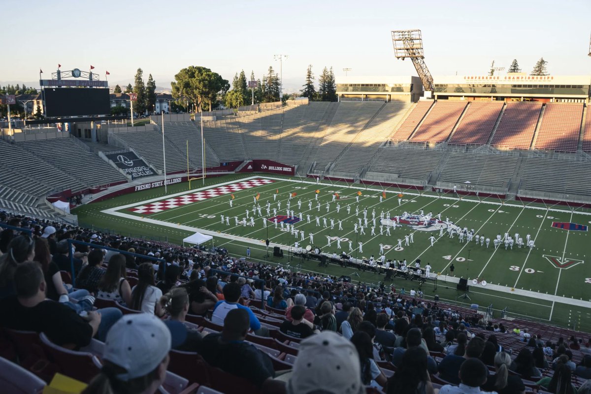 TheCollegian's tweet photo. The 50th Anniversary Drum Corps International (DCI) Tour came to Fresno State for the MidCal Champions Showcase on Tuesday.

✍️: @AshleyNBFlowers 
📸: @Iamthebibble 

Read more:🔽 
https://t.co/9LUO4bRkTi https://t.co/zPbqHIAdwj