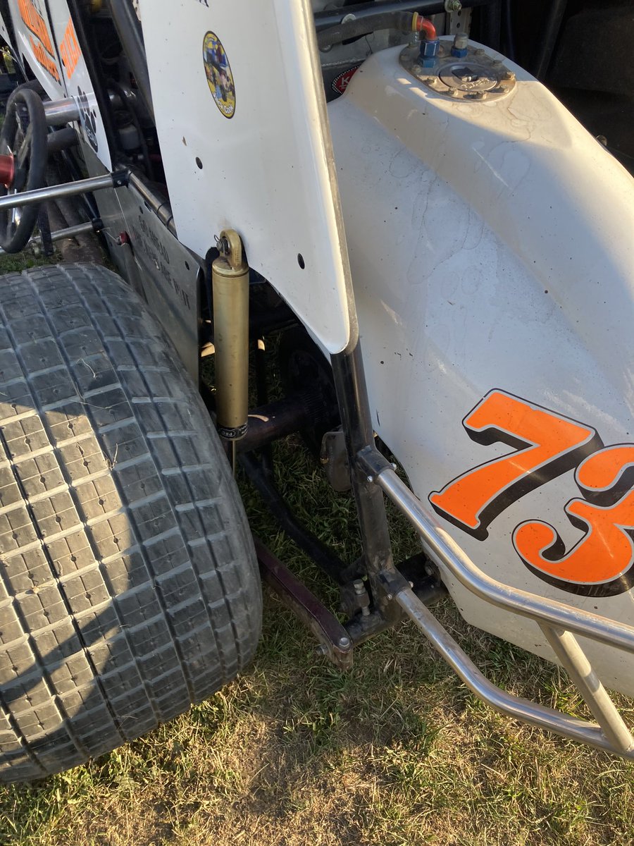 SprintCarsofNE's tweet photo. Plenty of @AfcoProShocks at every SCoNE race. This was last Saturday at @DevilsBowlSpeed in Vermont.
#DirtTrack
#ProShocks https://t.co/2sdhG7DIwy