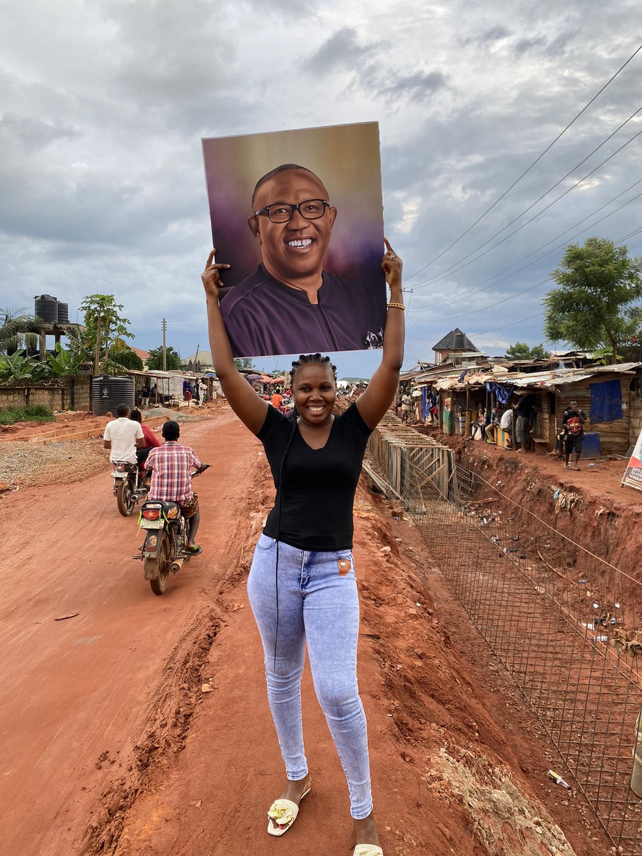glamour_artz's tweet photo. My painting of @PeterObi man of the people.
My little way of showing support.
I am OBIdient 
#NigeriaDecides2023 #nigeriawillsurvive #Nigeria https://t.co/S7xxDBxJiA