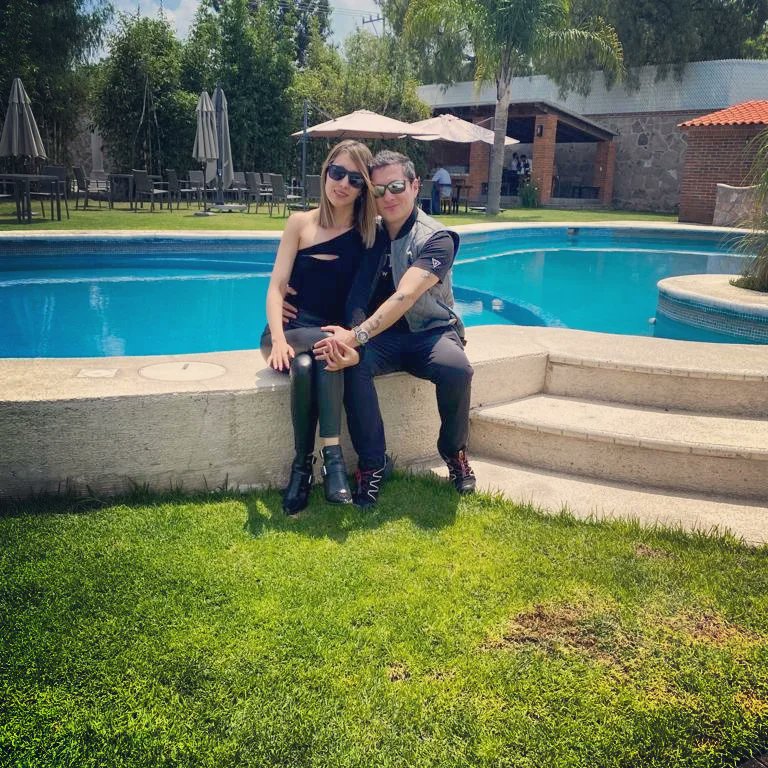 Feer_Hart's tweet photo. *Se escucha Malibu de Miley C. de fondo* 🥰🥰🥰 https://t.co/TJhO2km1c3