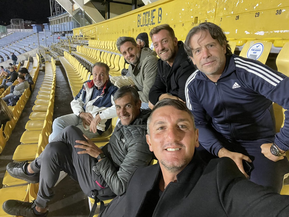 Corengia_DT's tweet photo. Noche de fútbol! https://t.co/TCZLK4wCqp
