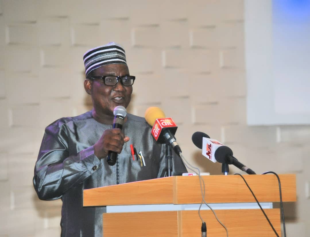 fissinfong's tweet photo. A stakeholders’ workshop on agrochemicals (plants pesticides) importation, manufacturing, marketing, distribution and handling in Nigeria and the way forward was organized by the Farm Inputs Support Services Department of the Federal Ministry of Agriculture and Rural Dev 1/5 https://t.co/Nvwmv8Gu8v