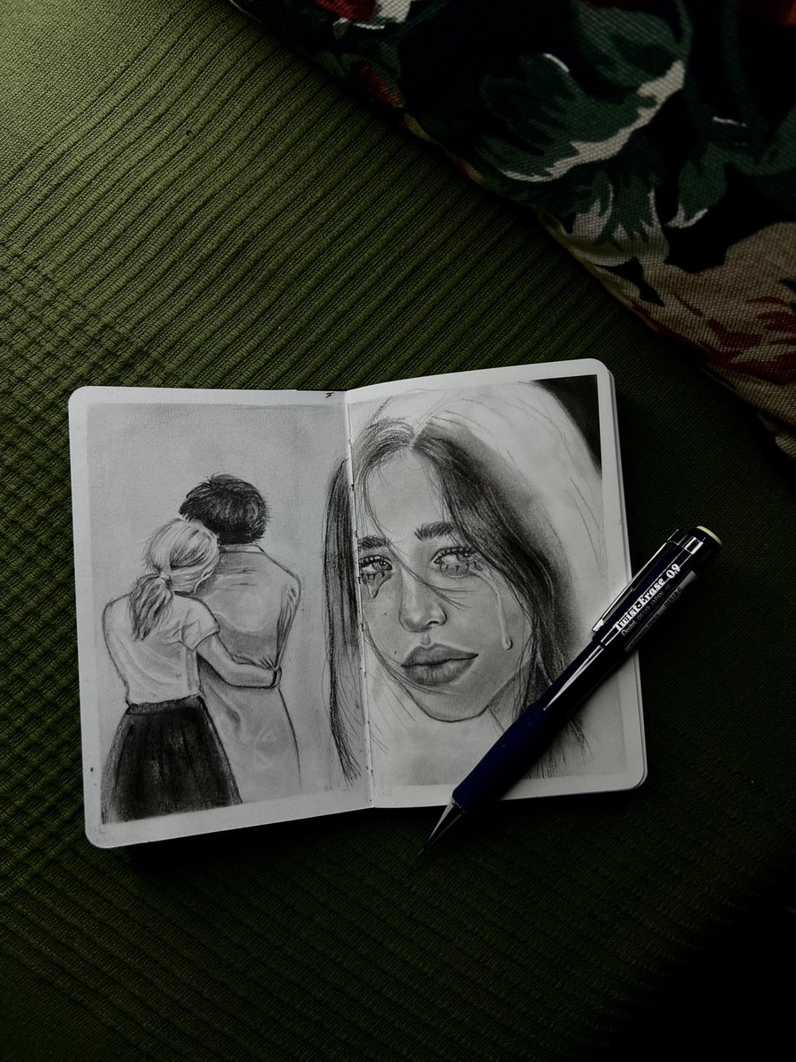 hamamahxc1's tweet photo. رسمتها لكل حُب 🤍 https://t.co/S4hWWqDdzi