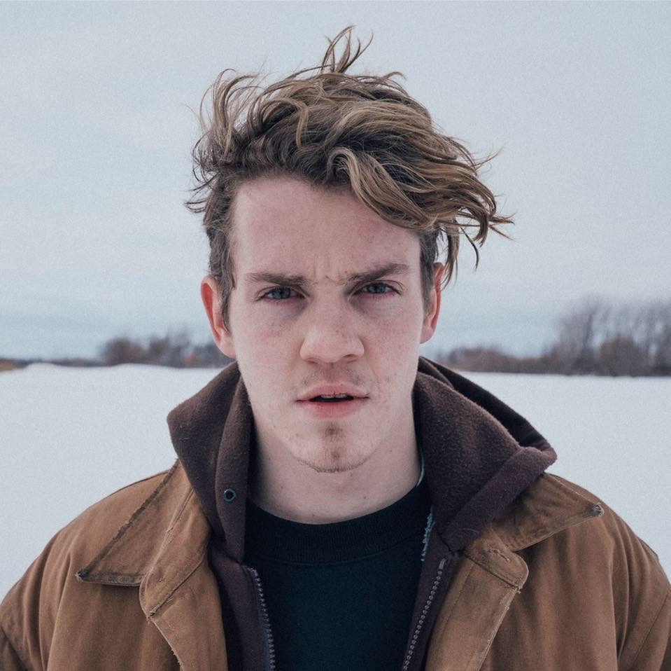 Happy 26th birthday to (Robert Naylor)! The voice actor who played D.W. Read from Arthur Seasons 11-15. 