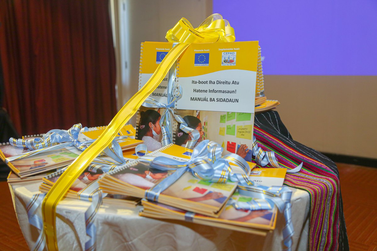 CepadL's tweet image. 🎉CEPAD and @EU_TimorLeste continues its commitment to support communities' access to information by creating the first citizens manual and officially launched on 6 July 2020. #community #support #access #information #TimorLeste