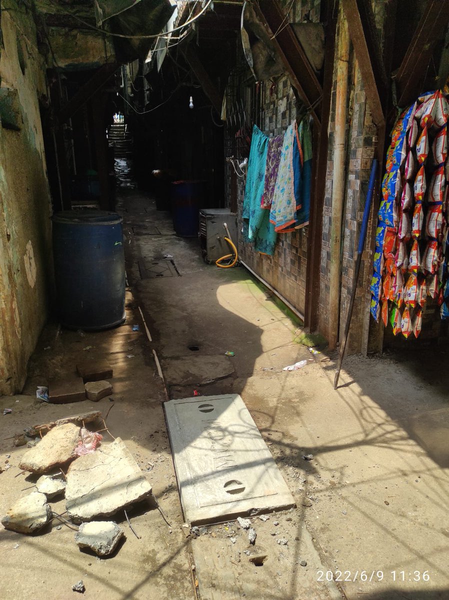 980Sahir's tweet photo. Cheeta camp G sector I 3 line mein dhaapa tuta hua tha to meri complain per wahan Naya dhaapa daal diya gaya hai.

Ahmad Sahir Chougule Congress Slum Cell Taluka Vice President.
@ravirajaINC @VarshaEGaikwad @INCMumbai @BhaiJagtap1 https://t.co/oFpHAfqCQt