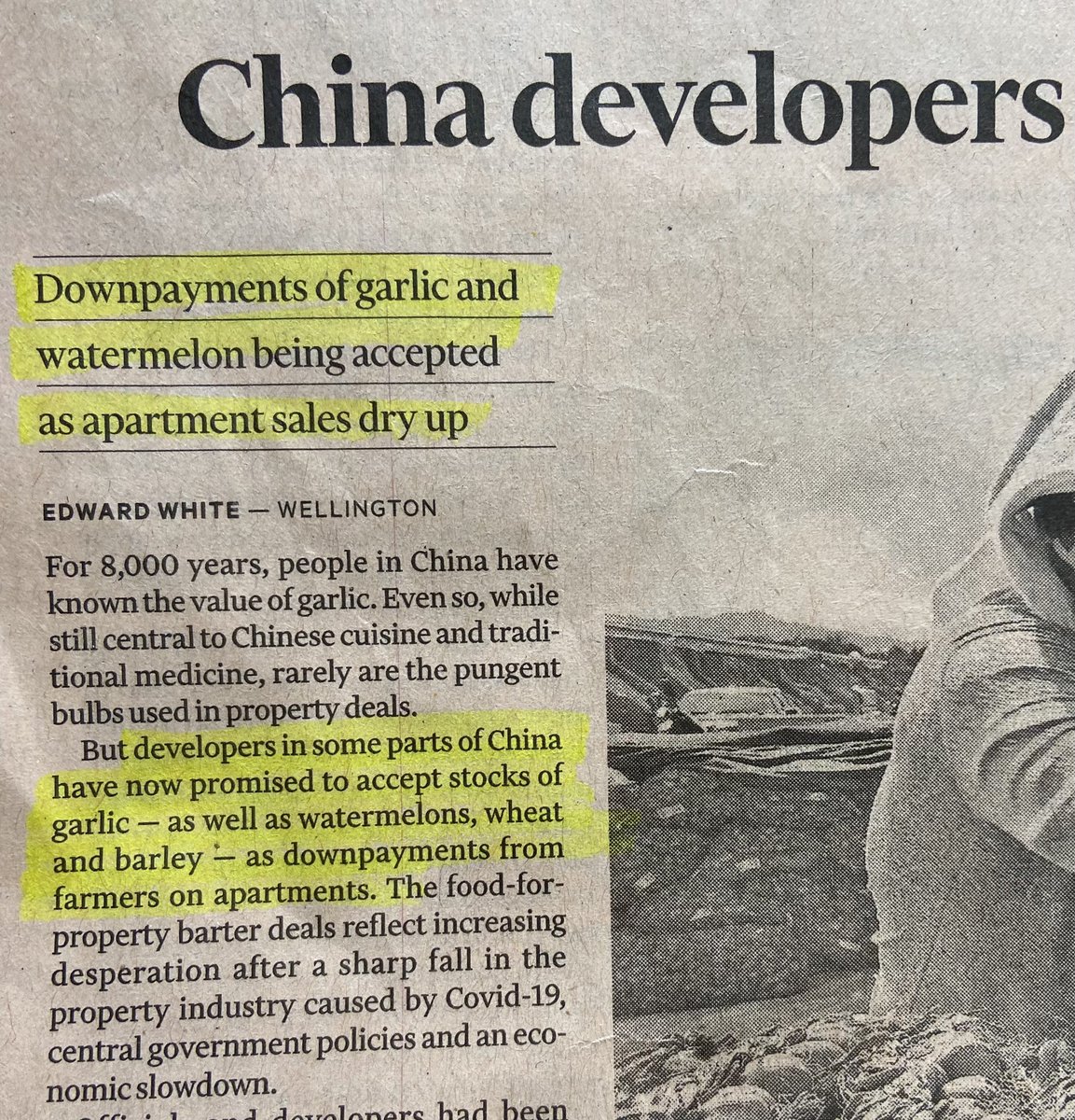 TuurDemeester's tweet photo. โFood-for-property barter dealsโ happening in China. #realestatebust & #inflationomics (via @RickPalaciosJr) https://t.co/ZgBwF8QdlZ