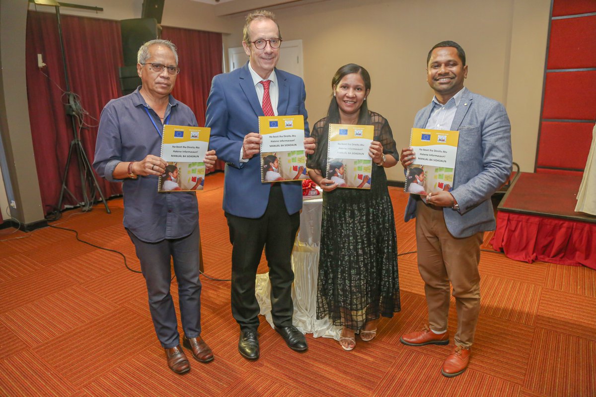 CepadL's tweet image. 🎉CEPAD and @EU_TimorLeste continues its commitment to support communities' access to information by creating the first citizens manual and officially launched on 6 July 2020. #community #support #access #information #TimorLeste