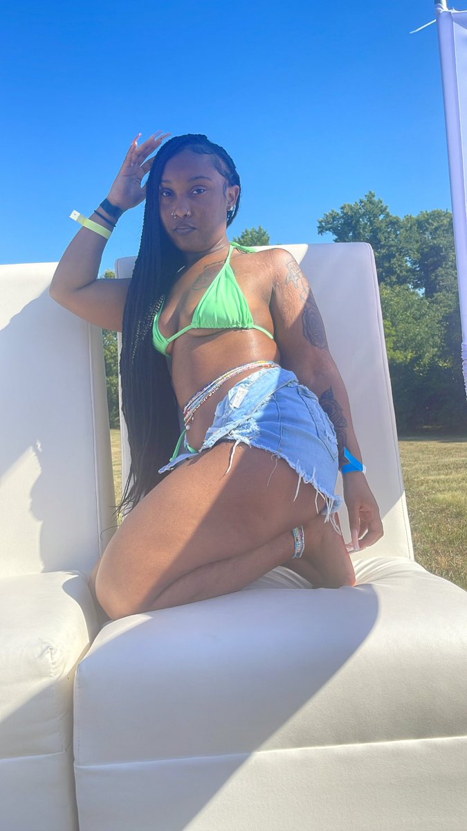 madebytoyaa's tweet photo. Ceo wearing Green WAY2SEXY BIKINI 🤑 waist beads anklets as well by CEO 🤑🤑🛍🛍🚨
•
✨ Shop with me: @madebytoyaa link in my bio 🛒🛍
•
•
#madebytoyaa💗 #exploremore #bodyshine #bikini #smallblackbusiness #businessowner #dmv #smallbusiness #businessowner https://t.co/weExwYMOUI