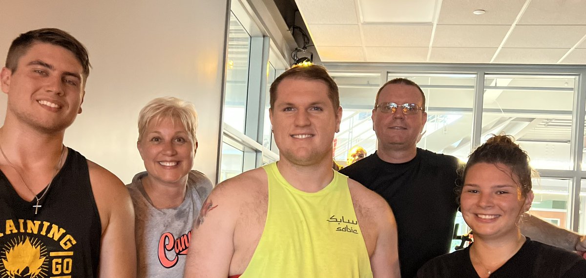 Jennsjibjab's tweet photo. Shout out to this group of St. Ambrose University bees. This stat still bugs me and this crew got after it along with several other kick butt people! #sweatysummer #stambrose https://t.co/MvKoR3fIBH