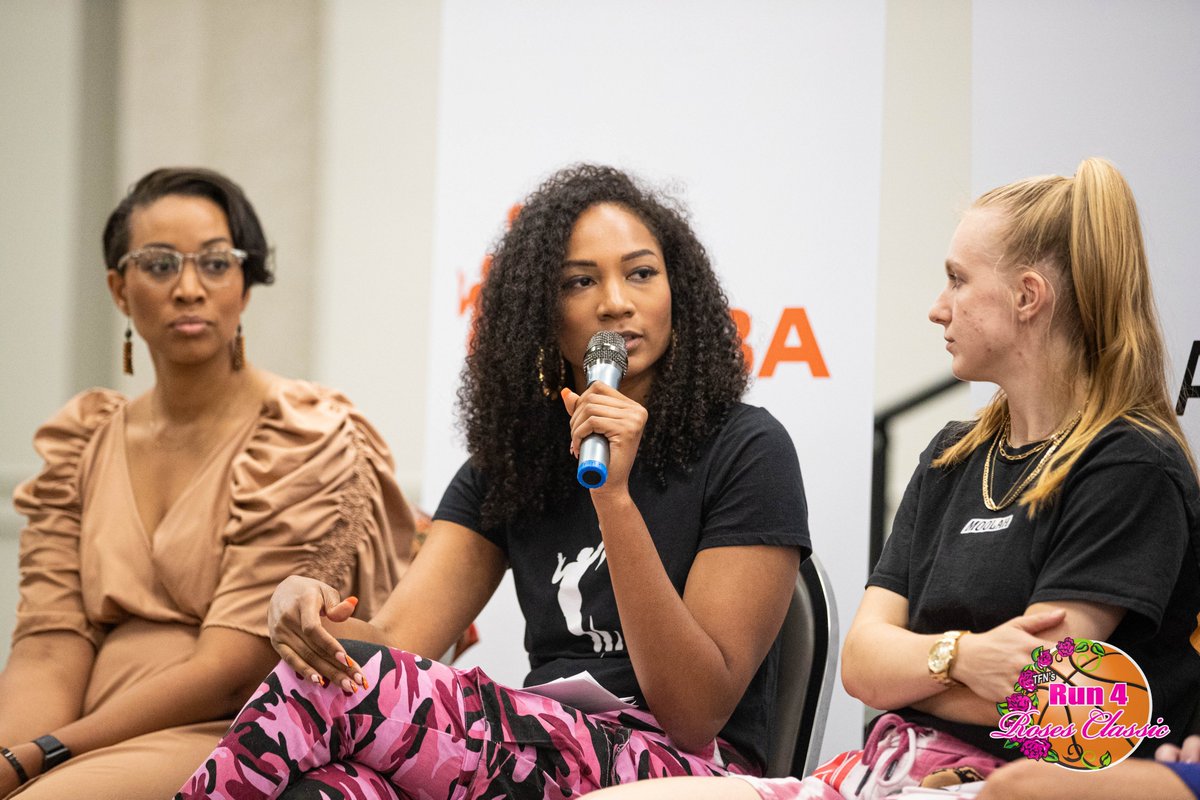TFNsRun4Roses's tweet photo. Educating and empowering the next generation during the Her Time To Play AT&amp;T Community Conversation! @ariivory @jrnba #HerTimeToPlay #run4roses #rosesfest https://t.co/5jZ99nSe2B