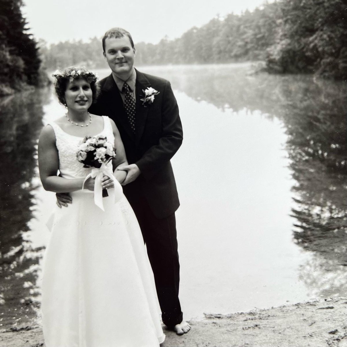restofjonmiller's tweet photo. 20 years ago today July 6, 2002, Heidi and I were married on the beach at Appalachee Pond in Boothbay Harbor, Maine. 

We exult in the delicious comfort (and excitement!) that comes from being two decades along in this journey. We are ready for the next 20 years and more! https://t.co/sLm33s4zkd
