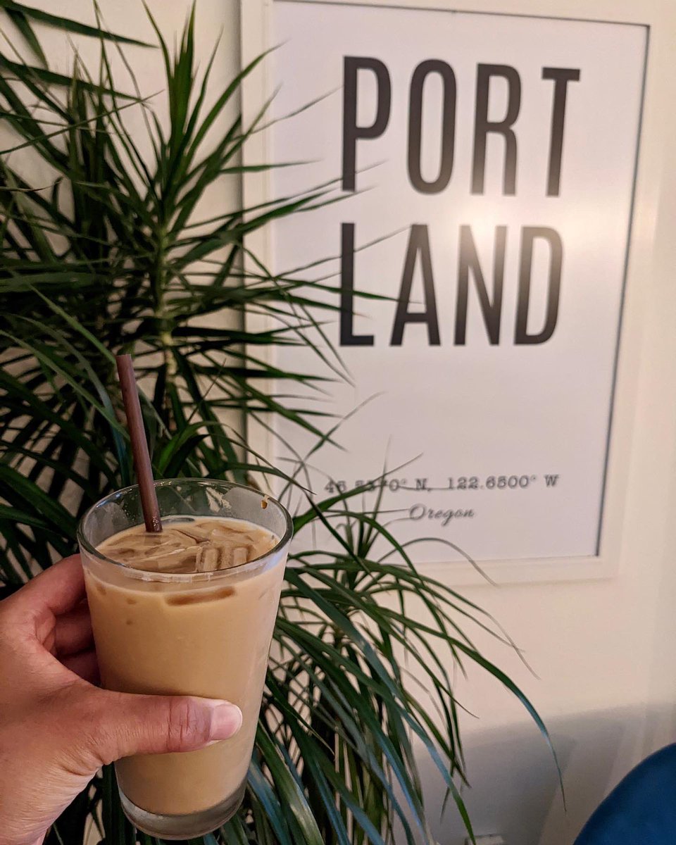 PDXHostel's tweet photo. Try out our July seasonal drink, Iced Raspberry Almond Latte!
 
For this summer, we prepared this refreshing summer latte with organic raspberry and almond syrup, poured over ice!  
 
Come to the Hostel Cafe and cool down with this Iced Raspberry Almond Latte. https://t.co/TDfBFXKYVR