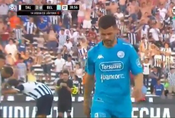 nahucat's tweet photo. Hoy no hay fotito? MUERTO @fede_lertora 
Te vas de Argentina haciendo lo que más te gusta, tragando la leche de Talleres https://t.co/gxxS1yDAcG