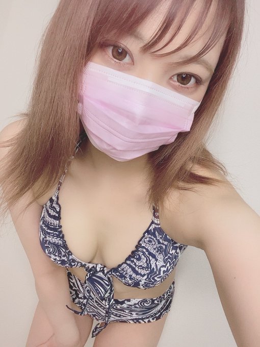 海いく？ #水着 https://t.co/ji1tXtqd12<a href="/tag/%E6%B0%B4%E7%9D%80"class="tags">#水着</a>