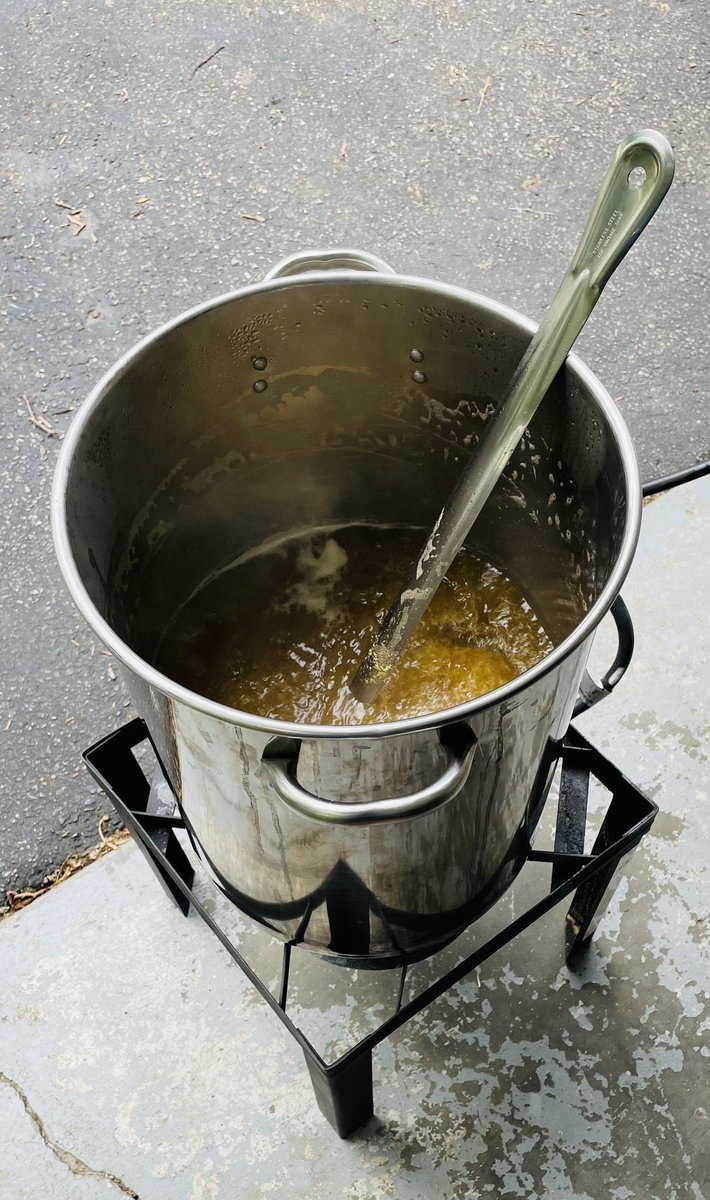 ThatPeskyDNA's tweet photo. It’s Brew Day and I have a 3rd place star fair ribbon to defend. Thanks @boymeetswort for the guidance and provisions. https://t.co/tTLoZciw4Q