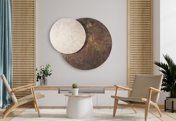 taksu's tweet photo. New Round and Oval Artworks by Peter Panyoczki ⚪️🟤

— As per Feng Shui, round and oval artworks promote life energy and chi in the home and office settings.

For enquiries, kindly send us a message or email us to sing@taksu.com

#Taksu #FengShui #FengShuiHome #FengShuiDesign https://t.co/KsuS2pkd9C