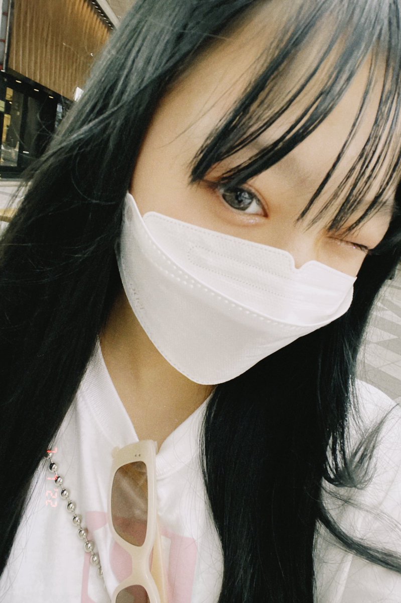 iscream_ldh's tweet image. 皆さまこんにちは♪
#HINATA です

お昼後のこの時間、眠くなりますよね💤
午後のお仕事や学校もファイトです📣

放課後は #Wendys #FirstKitchen にて
私たちのコラボメニューを食べて飲んで
リフレッシュしませんか？？

#iを食べてきた　で感想待ってます！

ドアップお裾分け。
#iScream #アイサケ