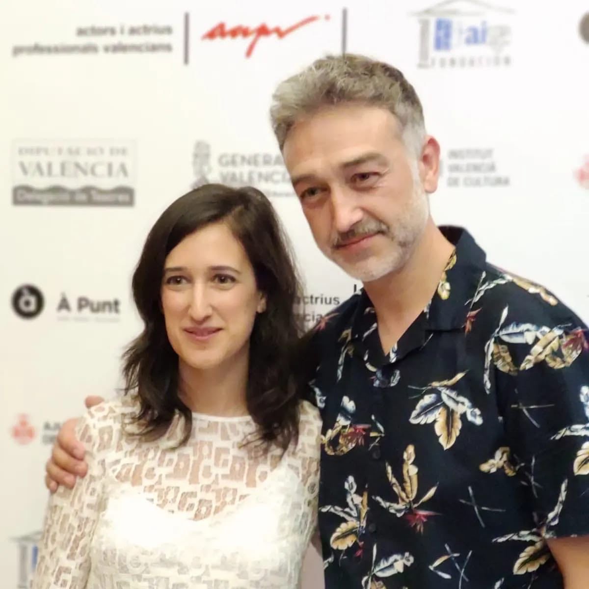 CactusTeatre's tweet photo. Dijous passat vam donar tot el nostre suport al nostre “Miquel” als #PremisAAPV2022 🫶👏
Enhorabona per totes les nominacions @caballero_twit, i sobretot agrair-te estar i ser part de #LAbraçadadelsCucs 🐛, ens queda molt per viure junts i a tu molt➕ per seguir brillant!! ✨ https://t.co/keQmOtUg0x