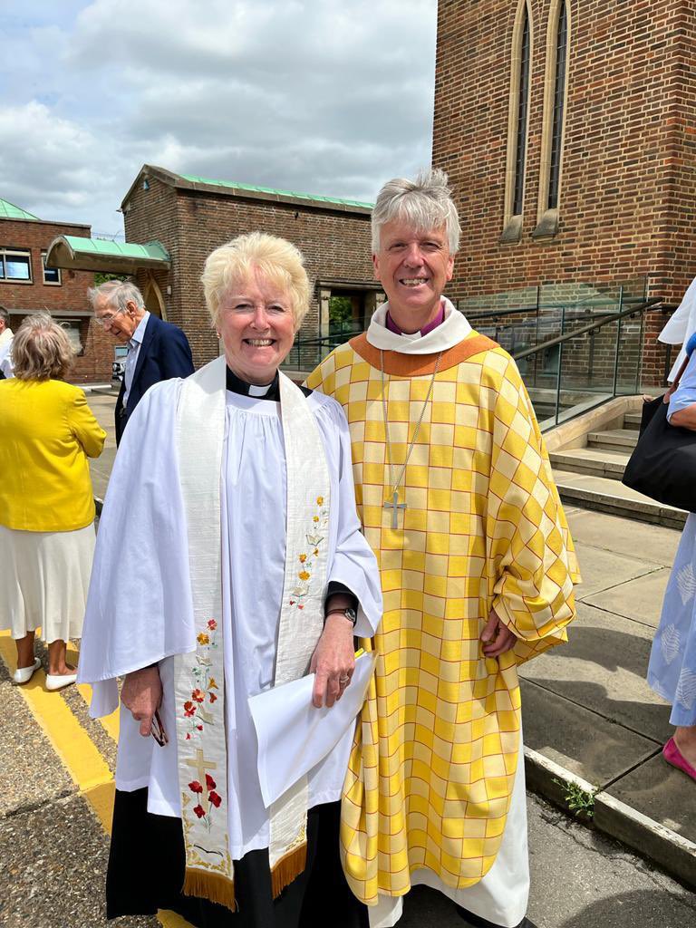 StMarysLD's tweet photo. Wonderful to celebrate the ordination of Revd Prof Alison Baverstock last weekend at Guildford Cathedral with @BishopGuildford. Alison has blessed our parish at St Mary’s, Long Ditton with her energy and creativity. We wish her all possible joy with her ministry. https://t.co/DuzKsxxnGX