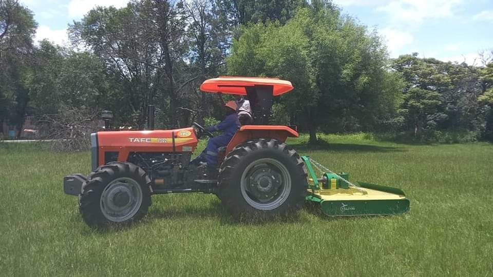 AmtecTafe's tweet photo. #TAFE #tractors have been designed and built to meet the needs of professional farmers across all sectors of the industry – livestock, arable, mixed and contracting.

#AmtecTractors #Farmers #zimbabwe 

Call/Whatsapp +263715811589/ +263778214011. https://t.co/uyPVt4jAh7