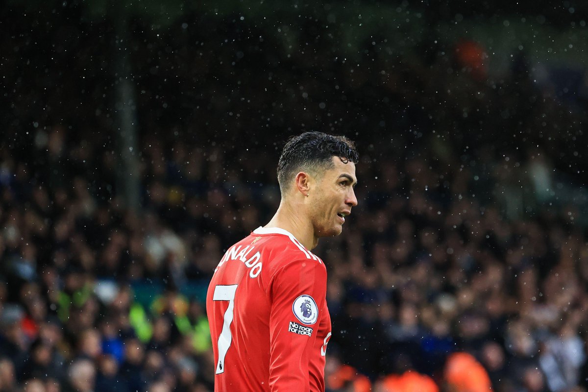 sportbible's tweet image. 🚨 Manchester United finally accept they will lose Cristiano Ronaldo this summer