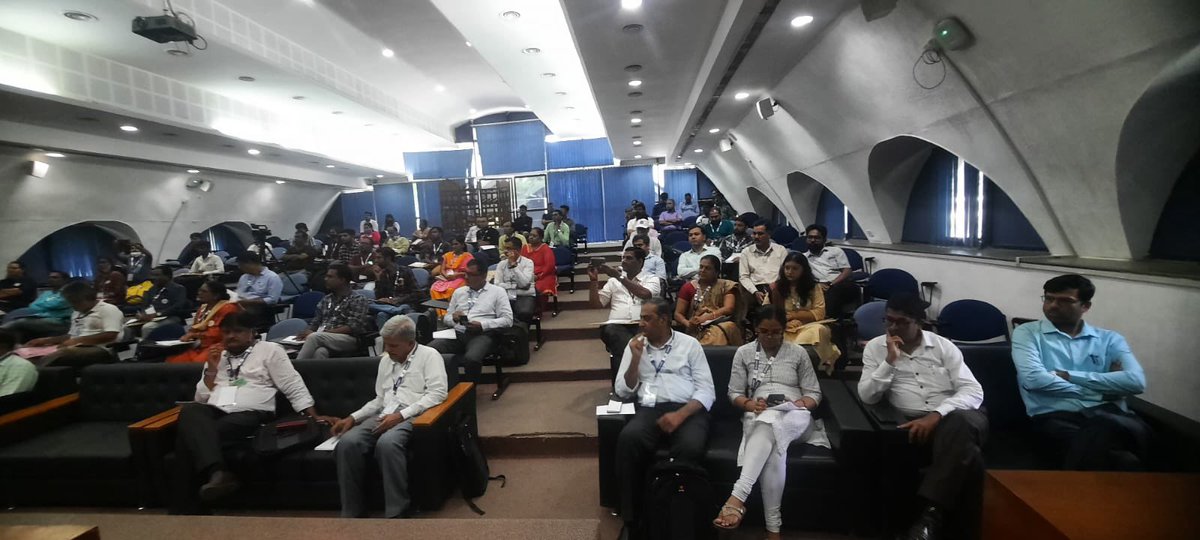 GujScienceCity's tweet photo. Localizing the Science education and literacy throughG-SCOPE (Gujarat-Science Communication Popularization and its Extention) in Gujarati language. @VigyanPrasar
#ChaloScienceCity
#GSCOPE
@pmoindia @indiadst @cmogujarat @dstgujarat @jitu_vaghani @pkumarias @vnehra https://t.co/OGjWj8WSPO