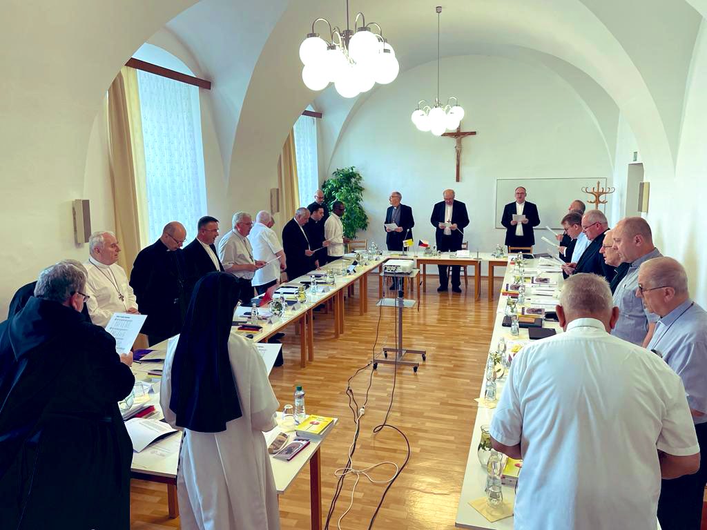 Na Velehradě dnes začíná 132. plenární zasedání ČBK. Účastní se ho i kardinál Michael Czerny <a href="/jesuitczerny/">Cardinal M. Czerny SJ</a> a apoštolský nuncius v ČR arcibiskup Jude Thaddeus Okolo.